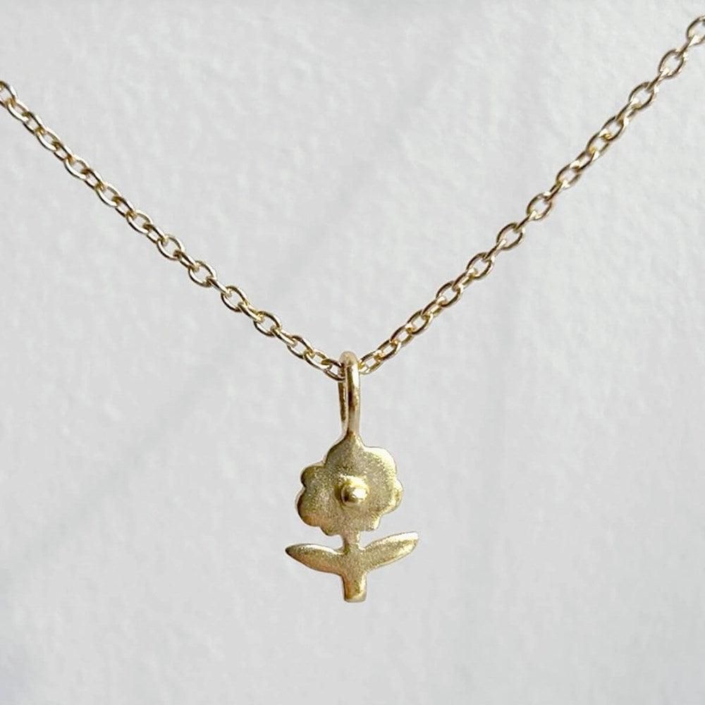 Gold Daisy Necklace